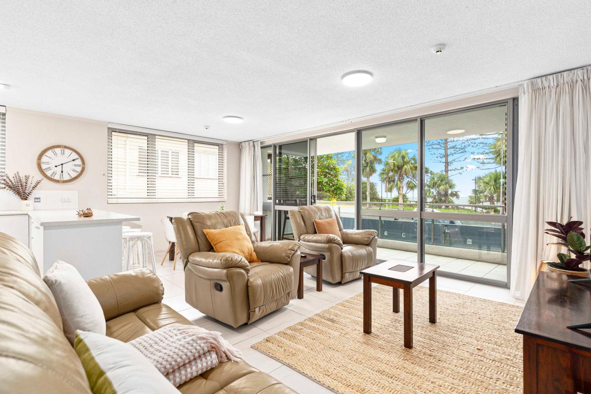 Northwind Beachfront Apartments Мулулаба Экстерьер фото