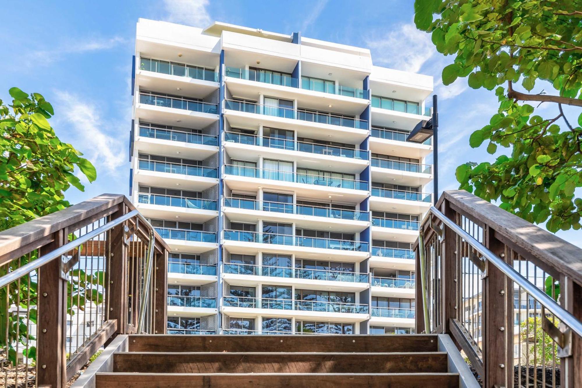 Northwind Beachfront Apartments Мулулаба Экстерьер фото