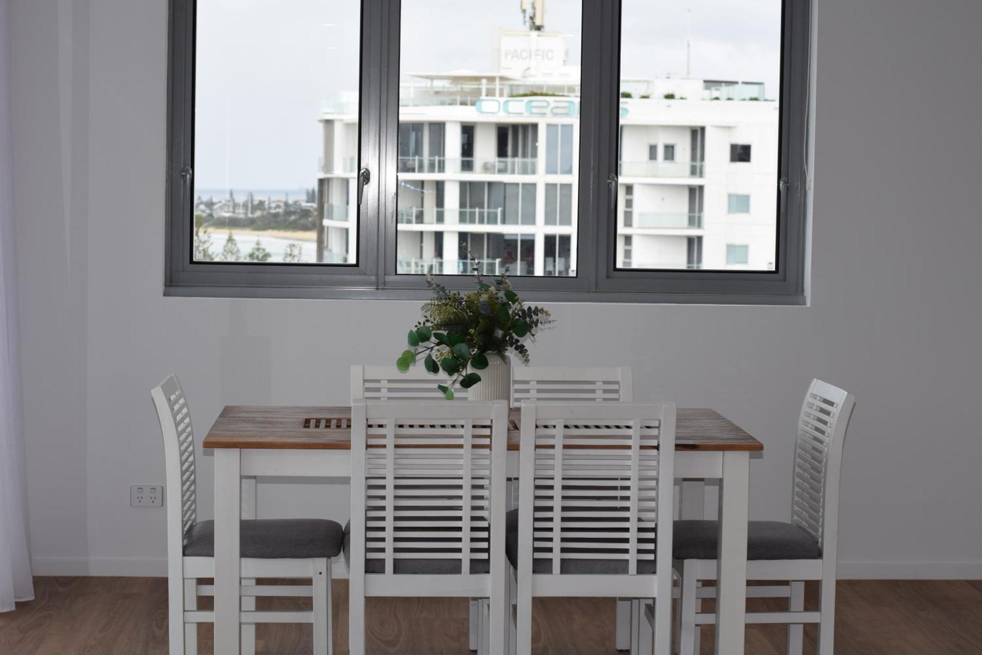 Northwind Beachfront Apartments Мулулаба Экстерьер фото