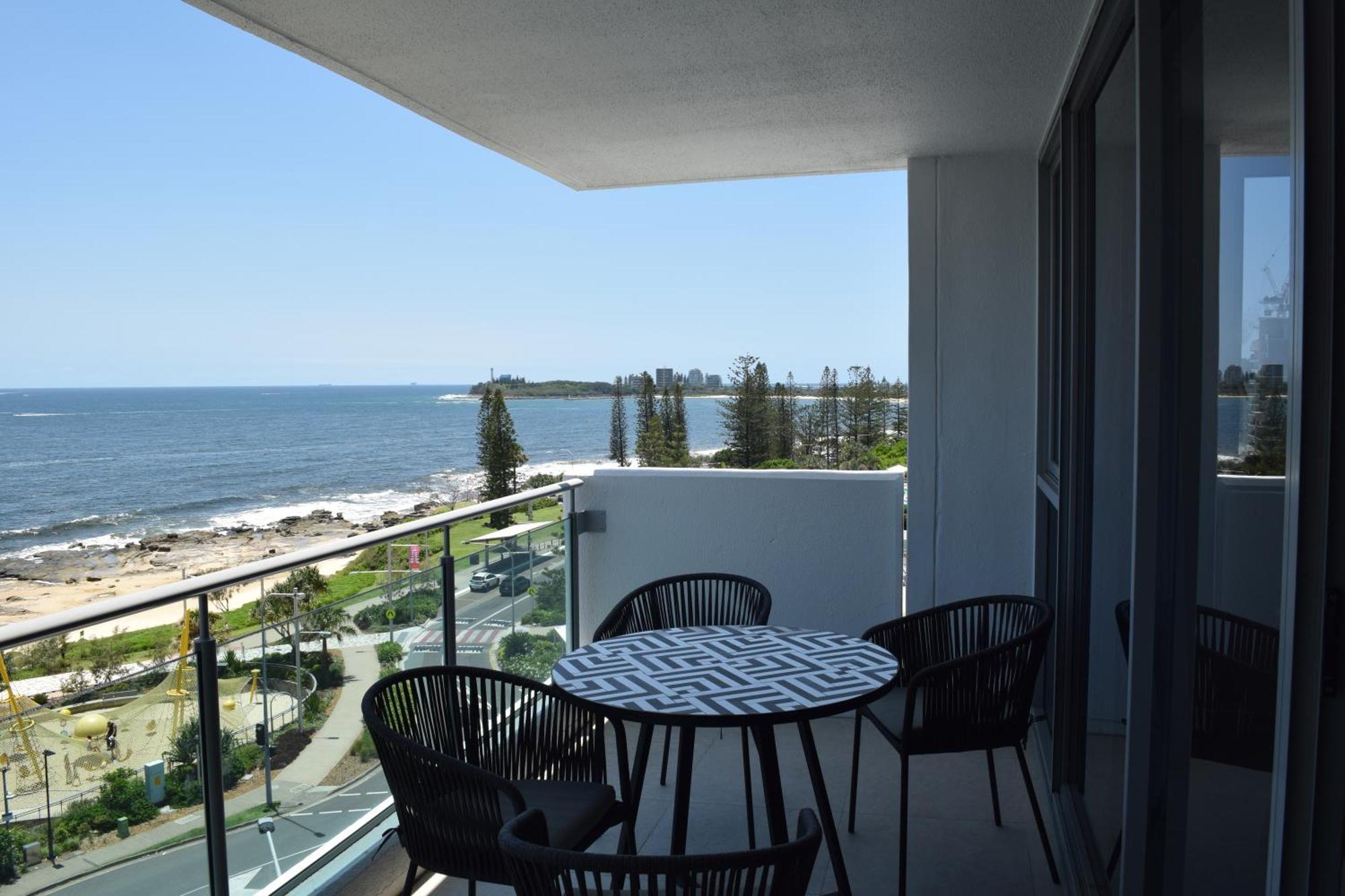 Northwind Beachfront Apartments Мулулаба Экстерьер фото